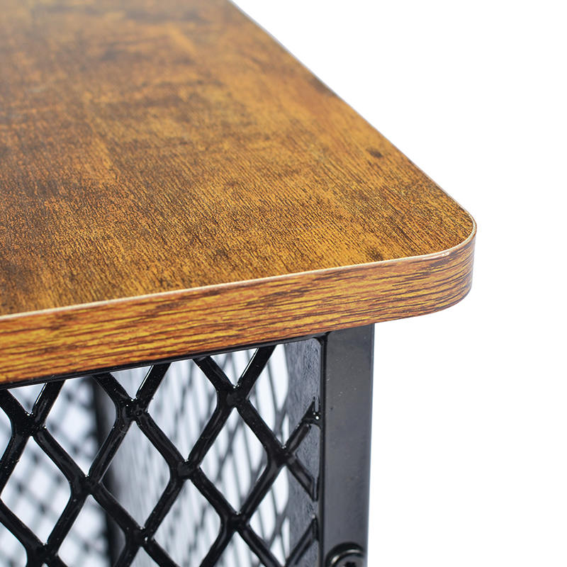 Nábytok v štýle veľkej drevenej klietky pre psie s kolesami a vankúšom Nábytok v štýle veľkej drevenej klietky pre psie s kolesami a vankúšom