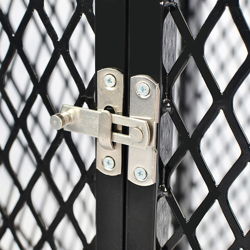 Nábytok v štýle veľkej drevenej klietky pre psie s kolesami a vankúšom Nábytok v štýle veľkej drevenej klietky pre psie s kolesami a vankúšom