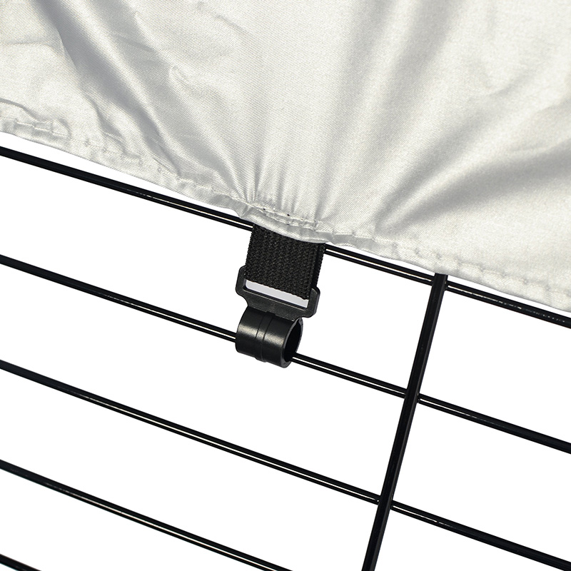 Vonkajší beh s veľkým kačicovým kuracím mäsom Cage na dvore Vonkajší beh s veľkým kačicovým kuracím mäsom Cage na dvore