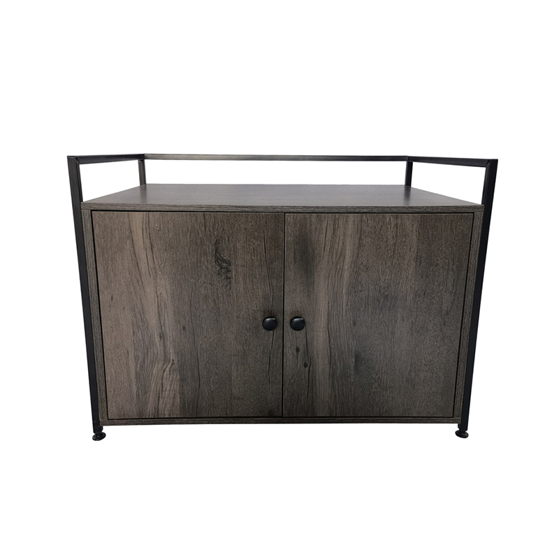 Vnútorná skrinka na podstielku s deliacim nábytkom v štýle klietkových klietok